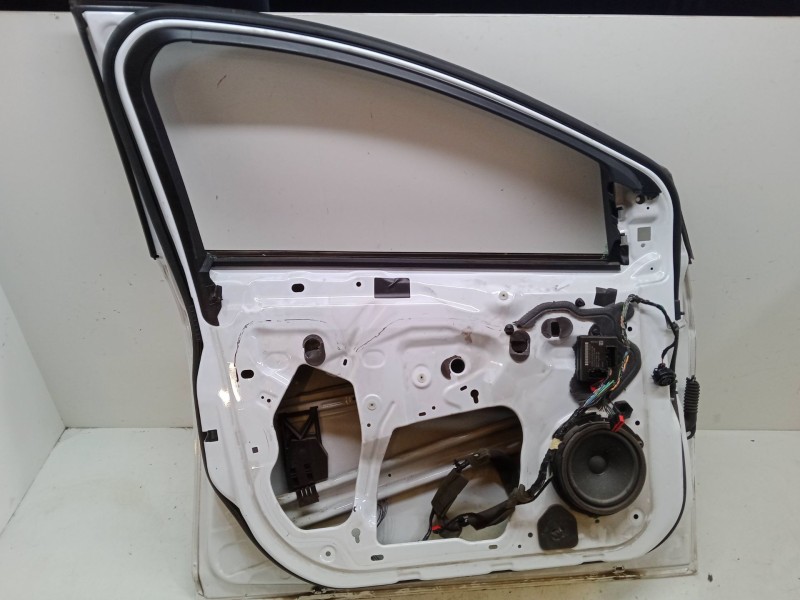 Recambio de puerta delantera izquierda para ford focus iii 1.0 ecoboost referencia OEM IAM   