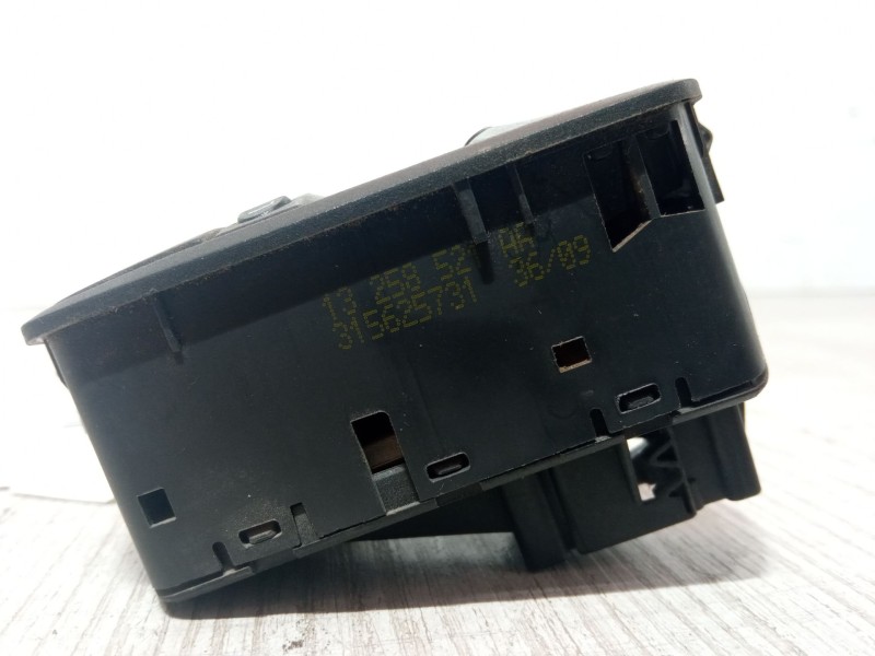 Recambio de mando elevalunas delantero izquierdo para opel corsa d (s07) 1.4 (l08, l68) referencia OEM IAM 13258521AA 315625731 