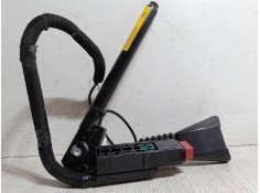 Recambio de anclaje cinturon delantero derecho para opel corsa c (x01) 1.2 (f08, f68) referencia OEM IAM    2