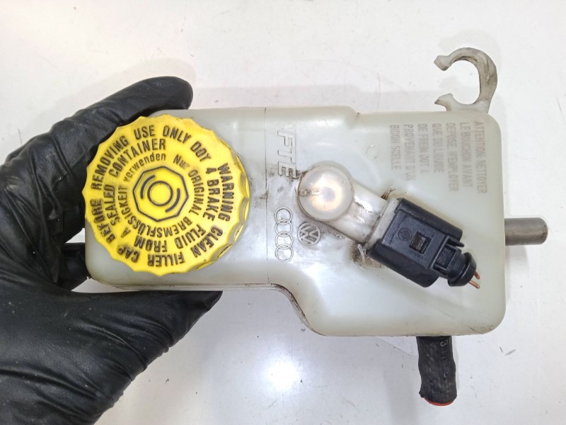 Recambio de bomba freno para skoda fabia i (6y2) 1.2 referencia OEM IAM   