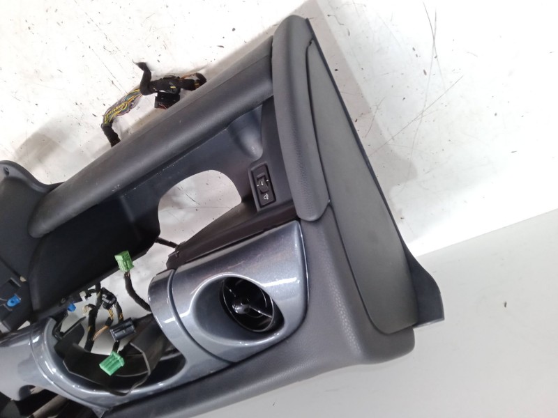 Recambio de salpicadero para mini mini (r50, r53) cooper referencia OEM IAM   