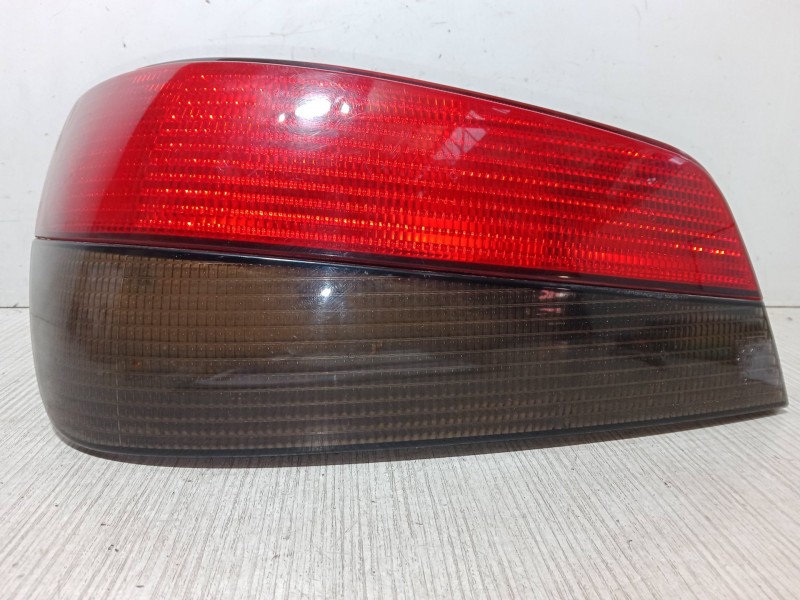 Recambio de piloto trasero izquierdo para peugeot 306 hatchback (7a, 7c, n3, n5) 1.6 referencia OEM IAM 2321G   Recambio de piloto trasero izquierdo para peugeot 306 hatchback (7a, 7c, n3, n5) 1.6 referencia OEM IAM 2321G