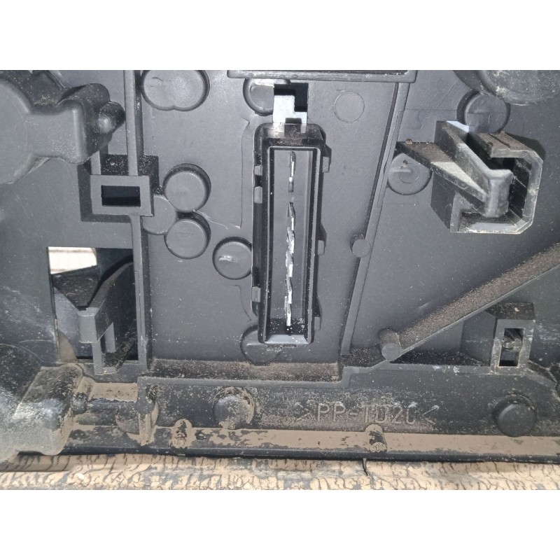 Recambio de piloto trasero izquierdo para peugeot 306 hatchback (7a, 7c, n3, n5) 1.6 referencia OEM IAM 2321G  