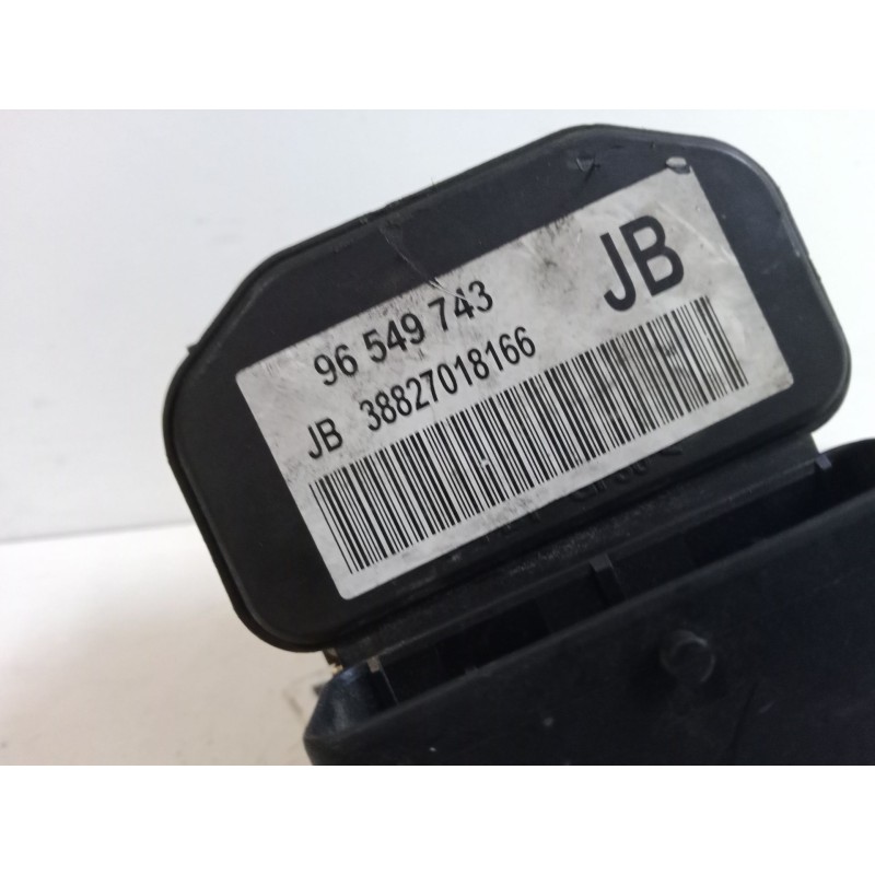 Recambio de abs para daewoo nubira sedán (j200) 1.6 referencia OEM IAM 96549743  0265216874