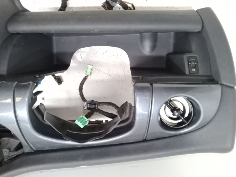 Recambio de salpicadero para mini mini (r50, r53) cooper referencia OEM IAM   