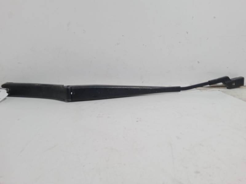 BRAZO LIMPIA DELANTERO IZQUIERDO 