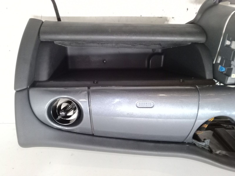 Recambio de salpicadero para mini mini (r50, r53) cooper referencia OEM IAM   