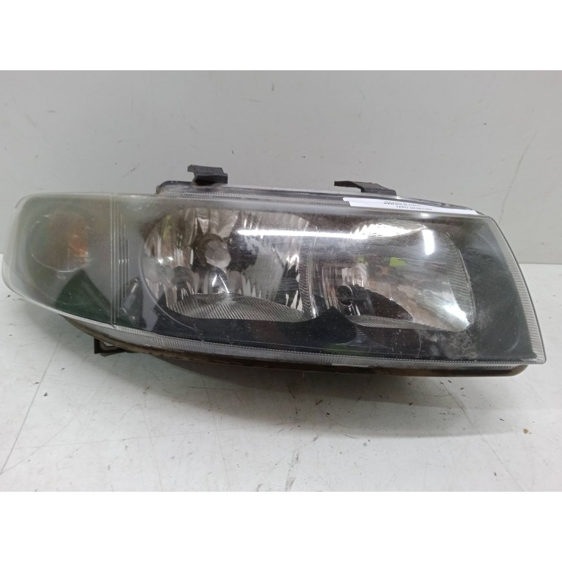 Recambio de faro derecho para seat toledo ii (1m2) 1.9 tdi referencia OEM IAM   