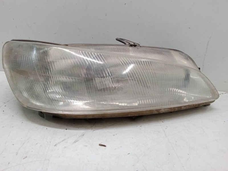 Recambio de faro derecho para peugeot 306 (7b, n3, n5) 1.6 sr referencia OEM IAM   
