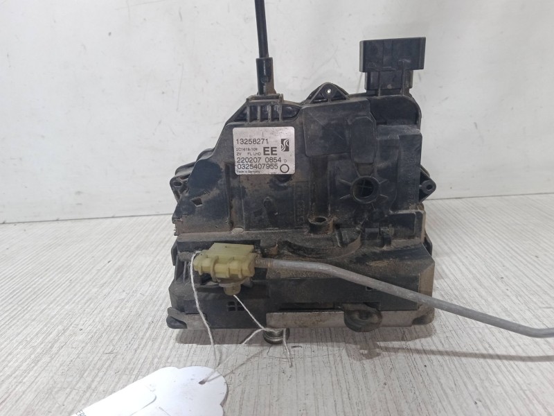 Recambio de cerradura puerta delantera izquierda para opel corsa d (s07) 1.3 cdti (l08, l68) referencia OEM IAM 13258271  