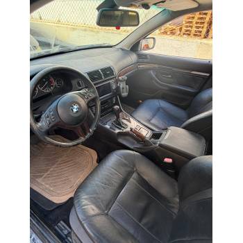 BMW 5 (E39)