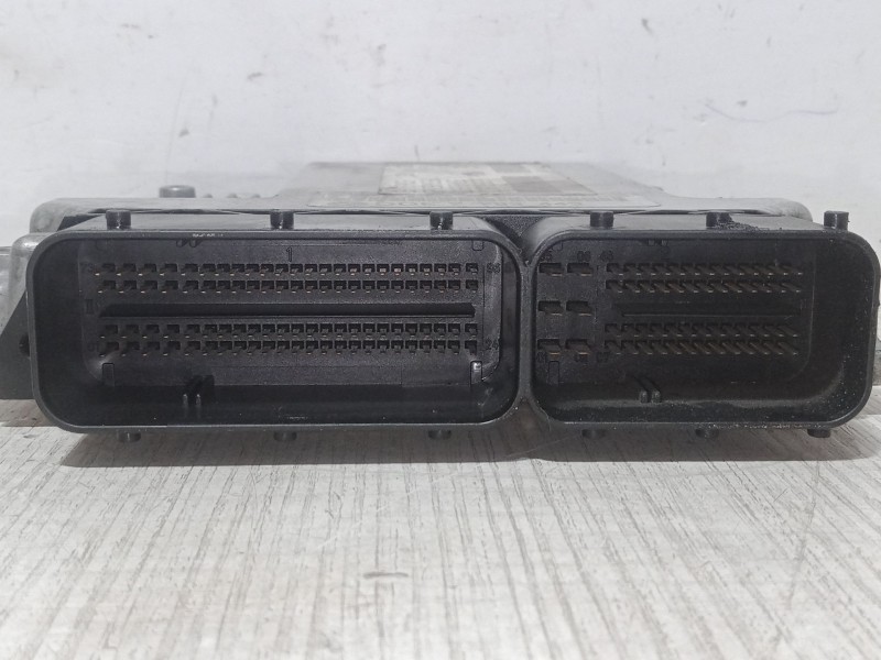 Recambio de centralita motor uce para bmw 3 compact (e46) 320 td referencia OEM IAM DDE7793443  0281010565