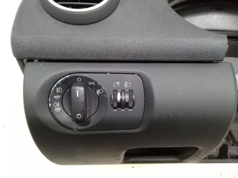 Recambio de salpicadero para audi a3 (8p1) 2.0 fsi referencia OEM IAM   