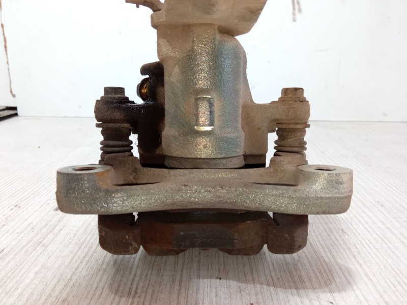 Recambio de pinza freno trasera izquierda para nissan almera ii hatchback (n16) 2.2 di referencia OEM IAM 2716/1  