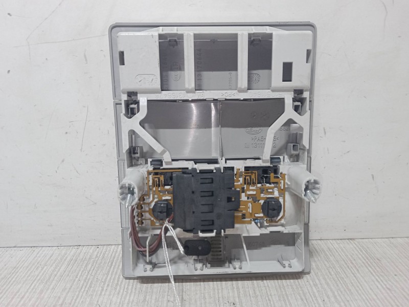 Recambio de luz interior delantera para opel corsa d (s07) 1.3 cdti (l08, l68) referencia OEM IAM   