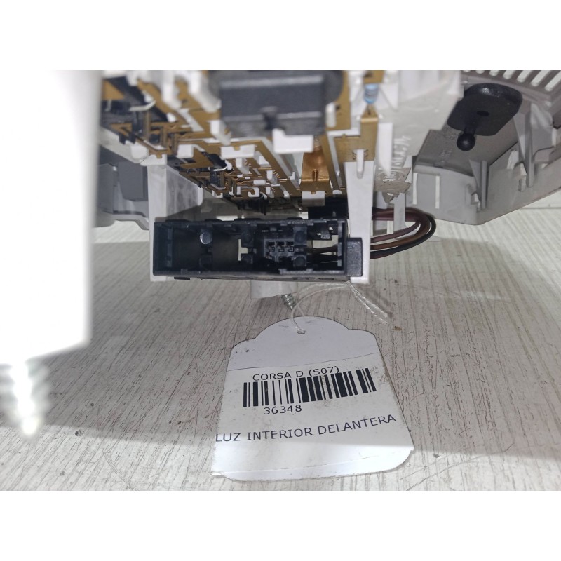 Recambio de luz interior delantera para opel corsa d (s07) 1.3 cdti (l08, l68) referencia OEM IAM   