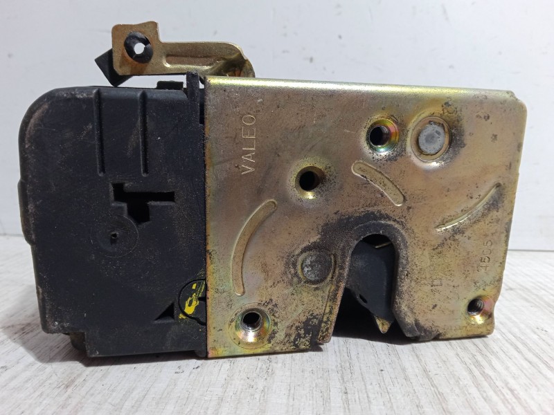 Recambio de cerradura puerta delantera izquierda para peugeot 206 hatchback (2a/c) 1.4 i referencia OEM IAM   