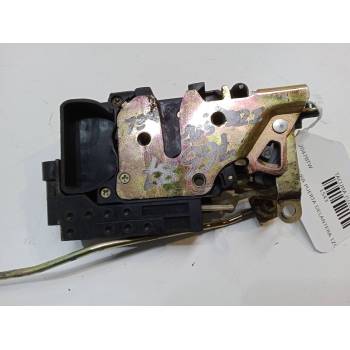 CERRADURA PUERTA DELANTERA IZQUIERDA 