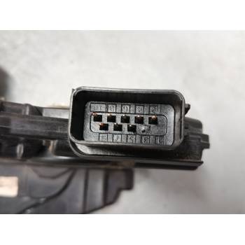 CERRADURA PUERTA DELANTERA DERECHA 