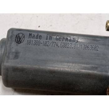 MOTOR ELEVALUNA TRASERO DERECHO 1C0959812A 