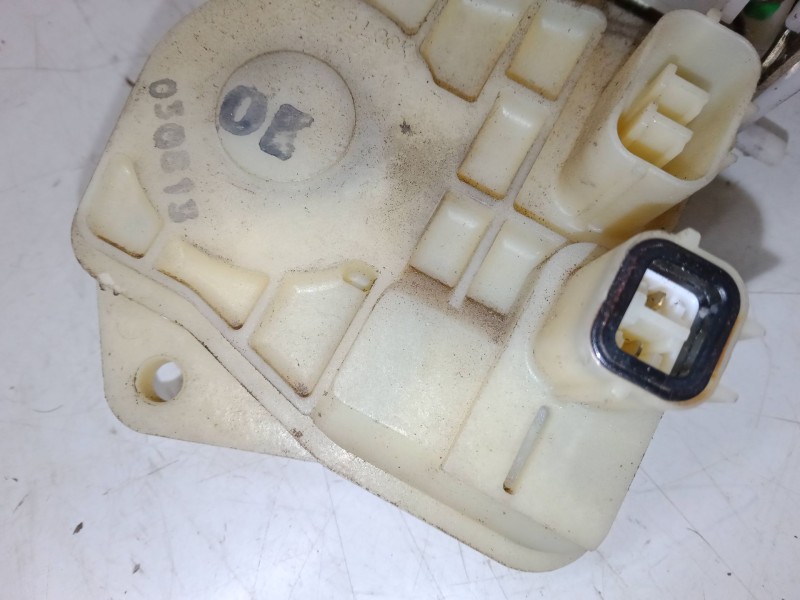 Recambio de cerradura puerta trasera derecha para honda cr-v ii (rd_) 2.0 (rd5) referencia OEM IAM   