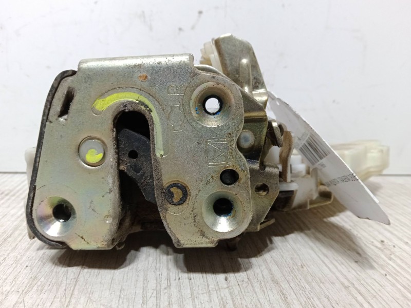 Recambio de cerradura puerta trasera derecha para nissan almera ii hatchback (n16) 2.2 di referencia OEM IAM   