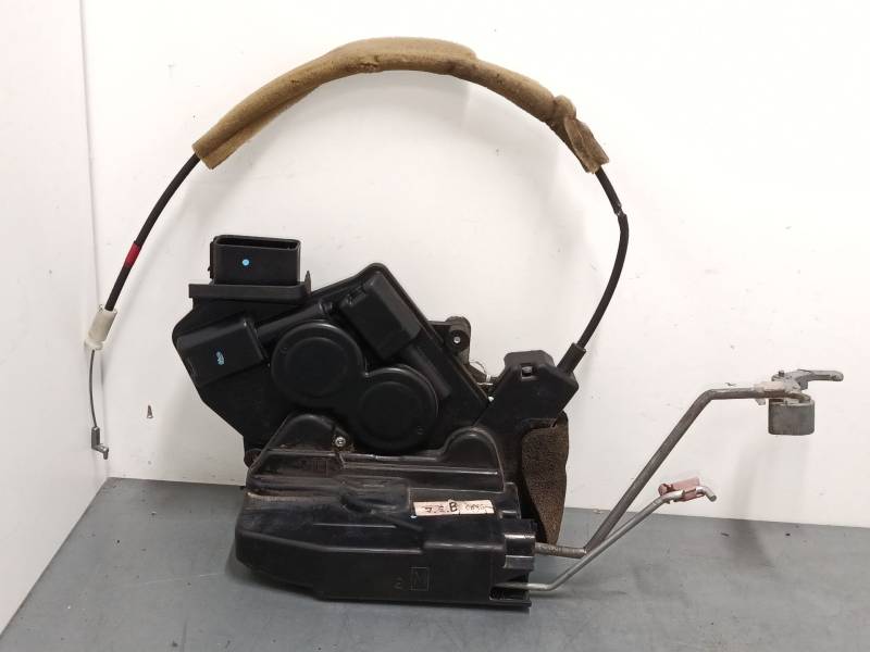CERRADURA PUERTA DELANTERA IZQUIERDA 