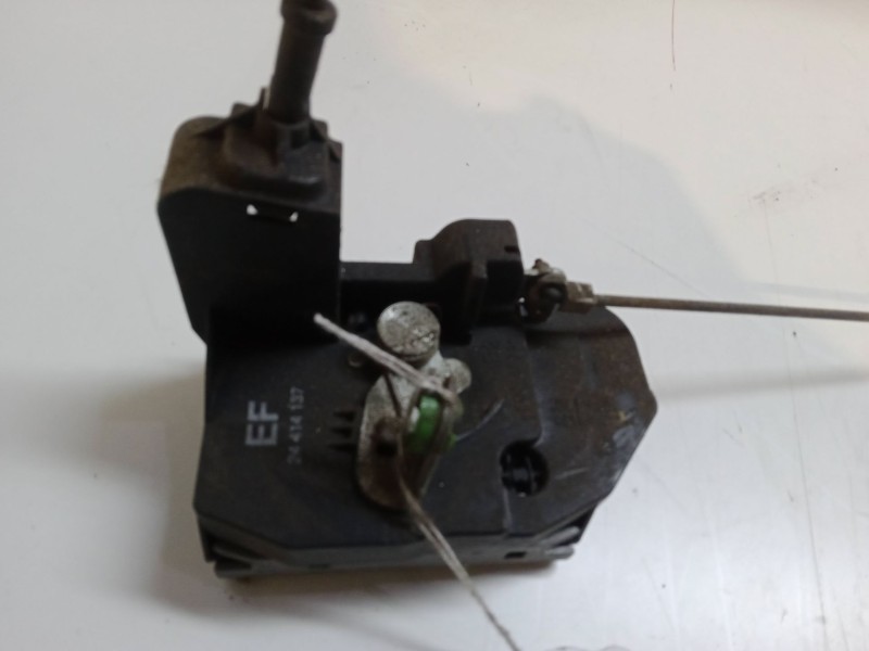 Recambio de cerradura puerta trasera derecha para opel corsa c (x01) 1.2 (f08, f68) referencia OEM IAM   