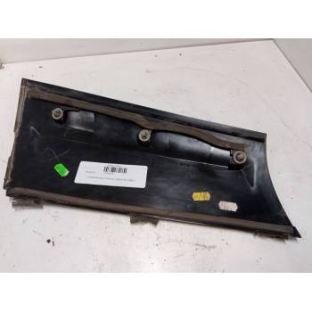 Embellecedor exterior izquierdo pilar c 