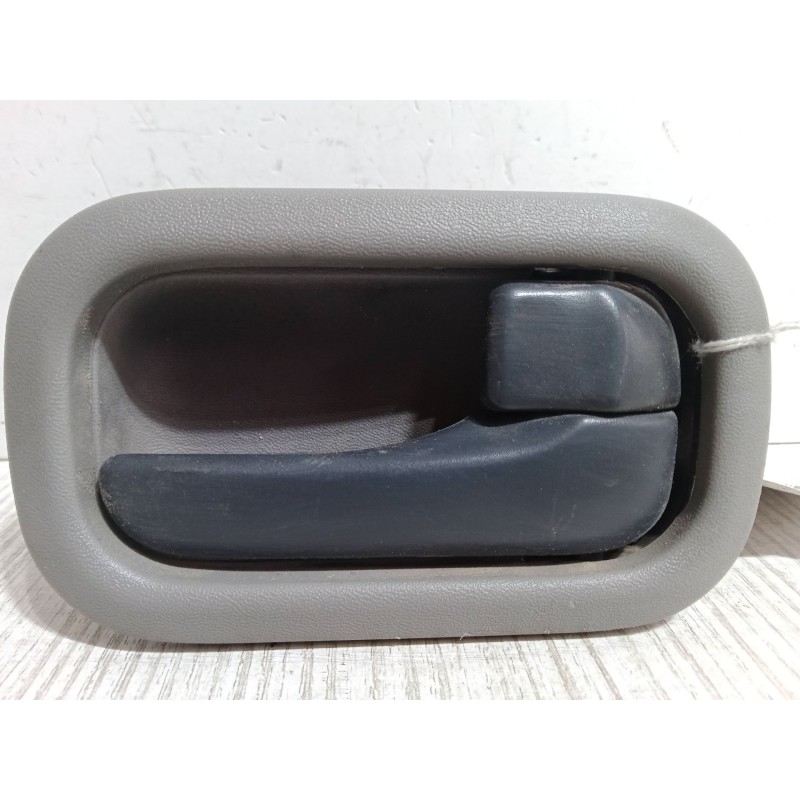 Recambio de maneta interior puerta trasera derecha para nissan almera ii hatchback (n16) 2.2 di referencia OEM IAM   