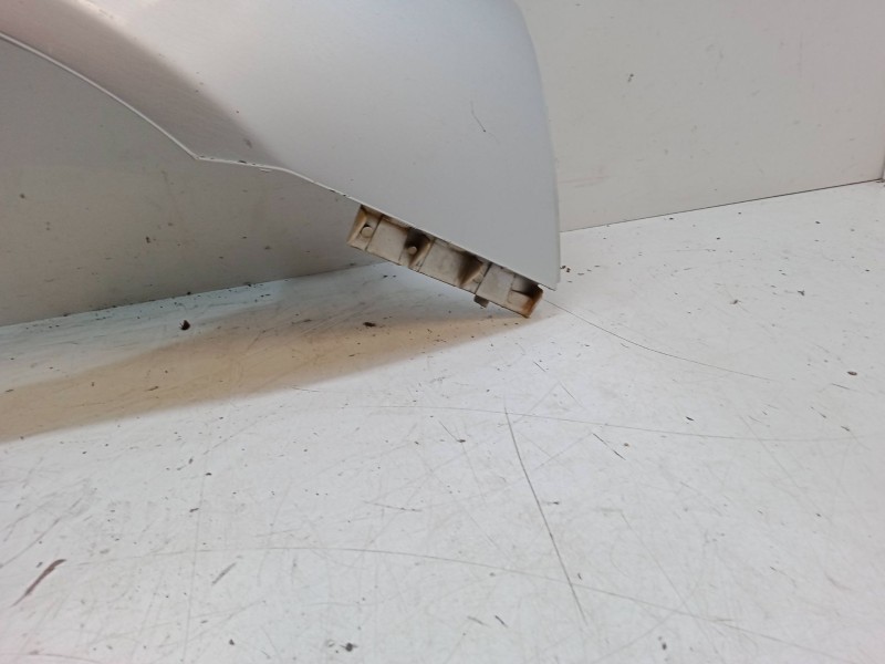 Recambio de aleta delantera derecha para renault clio ii (bb_, cb_) 1.2 (bb0a, bb0f, bb10, bb1k, bb28, bb2d, bb2h, cb0a,... refe