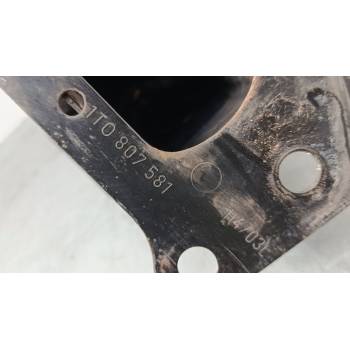 REFUERZO PARAGOLPES DELANTERO 1K0807582 