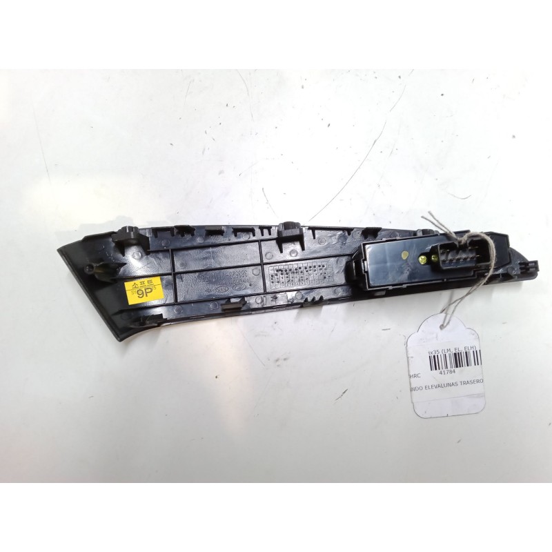 Recambio de mando elevalunas trasero derecho para hyundai ix35 (lm, el, elh) 1.7 crdi referencia OEM IAM 3835231110  