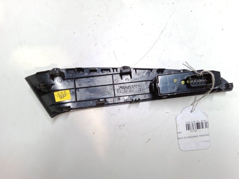 Recambio de mando elevalunas trasero derecho para hyundai ix35 (lm, el, elh) 1.7 crdi referencia OEM IAM 3835231110  