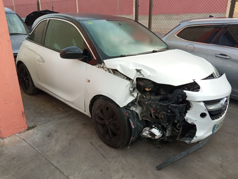 opel adam (m13) del año 2015