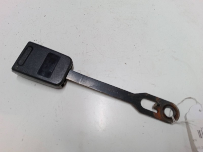 Recambio de anclaje cinturon delantero derecho para peugeot 307 (3a/c) 2.0 hdi 90 referencia OEM IAM   