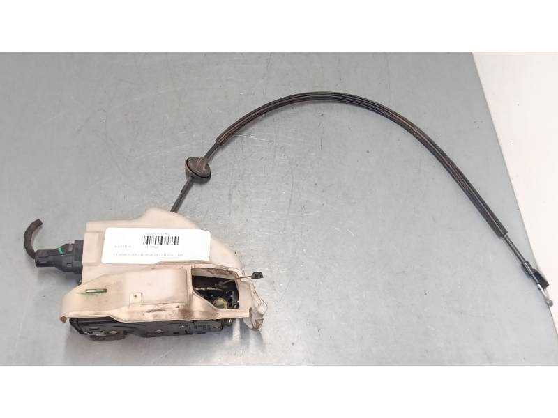 CERRADURA PUERTA DELANTERA IZQUIERDA 