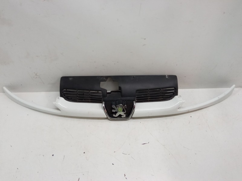 Recambio de rejillas capo para peugeot 206 hatchback (2a/c) 1.4 i referencia OEM IAM   