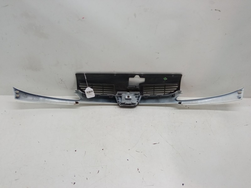 Recambio de rejillas capo para peugeot 206 hatchback (2a/c) 1.4 i referencia OEM IAM   