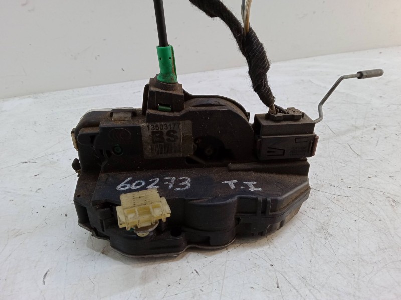 Recambio de cerradura puerta trasera izquierda para chevrolet cruze (j300) 2.0 cdi referencia OEM IAM   