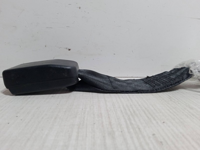 Recambio de anclaje cinturon trasero central para peugeot 206 hatchback (2a/c) 1.4 i referencia OEM IAM   