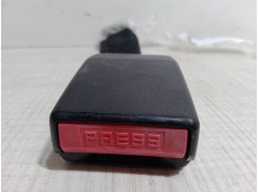 Recambio de anclaje cinturon trasero central para peugeot 206 hatchback (2a/c) 1.4 i referencia OEM IAM    2