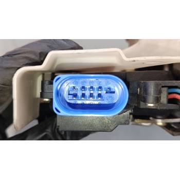 CERRADURA PUERTA DELANTERA IZQUIERDA 