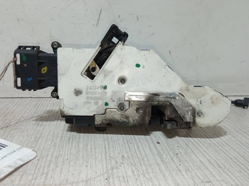 CERRADURA PUERTA DELANTERA DERECHA 24094158 