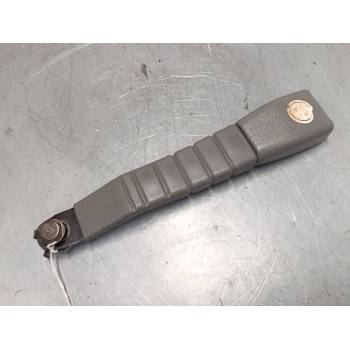 ANCLAJE CINTURON DELANTERO DERECHO 