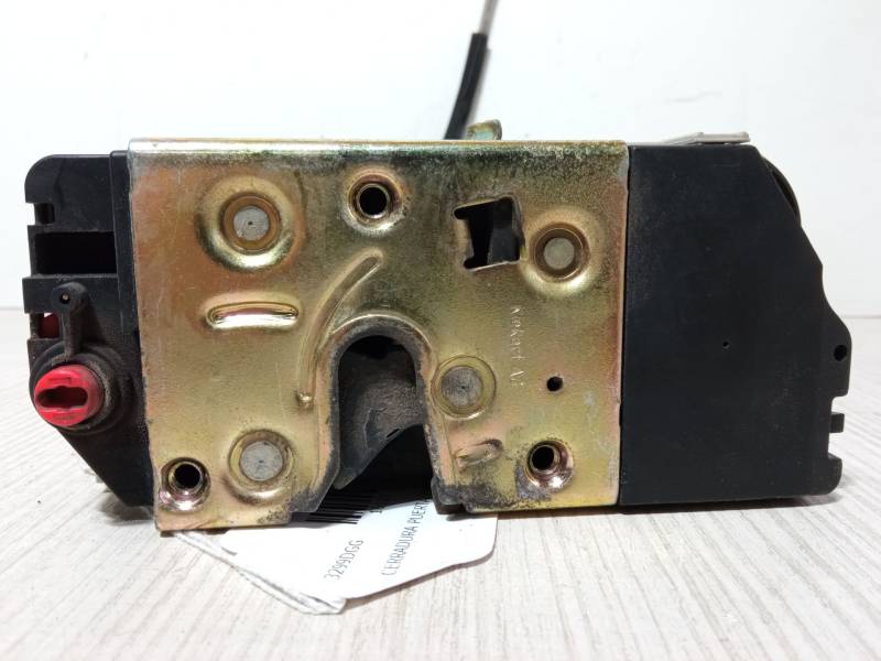 CERRADURA PUERTA TRASERA IZQUIERDA 
