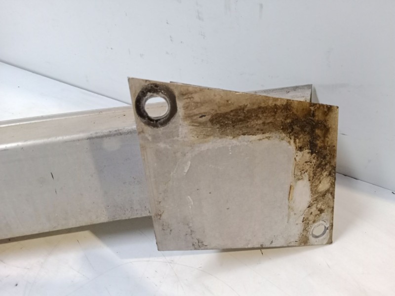 Recambio de refuerzo paragolpes trasero para audi a3 (8p1) 2.0 fsi referencia OEM IAM   