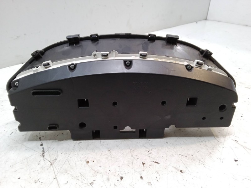 Recambio de cuadro instrumentos para toyota yaris (_p9_) 1.33 vvt-i (nsp90_) referencia OEM IAM   