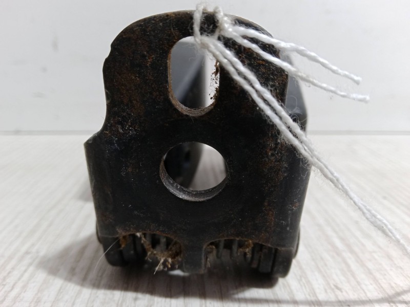 Recambio de anclaje cinturon trasero derecho para ford focus ii (da_, hcp, dp) 1.8 tdci referencia OEM IAM   