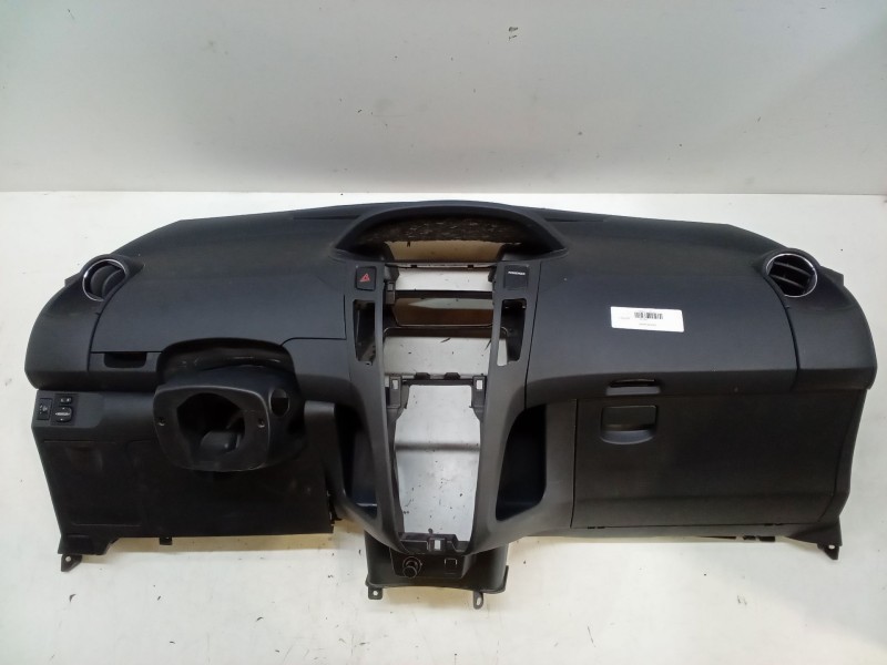 Recambio de salpicadero para toyota yaris (_p9_) 1.33 vvt-i (nsp90_) referencia OEM IAM   